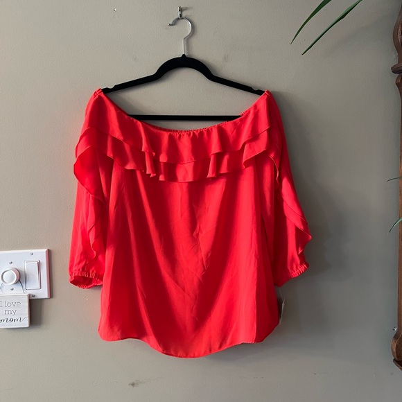 *HOST PICK* NWT INC. International Concepts Bright Coral Red Ruffle Top - Picture 11 of 12